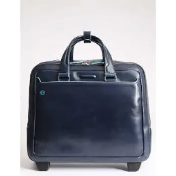 Wrinkle Pilot Suitcases